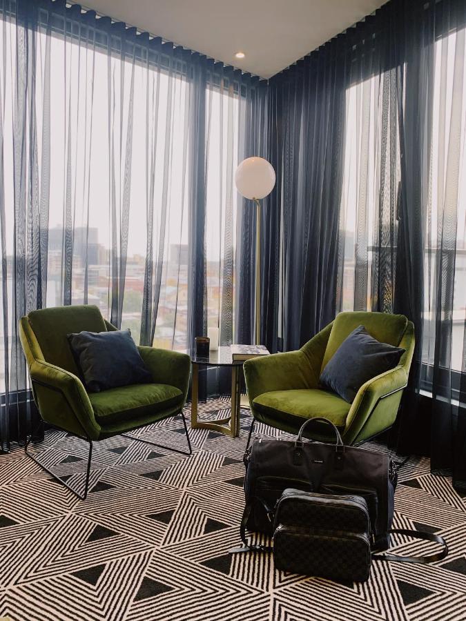 Hotel St.Thomas モントリオール エクステリア 写真
