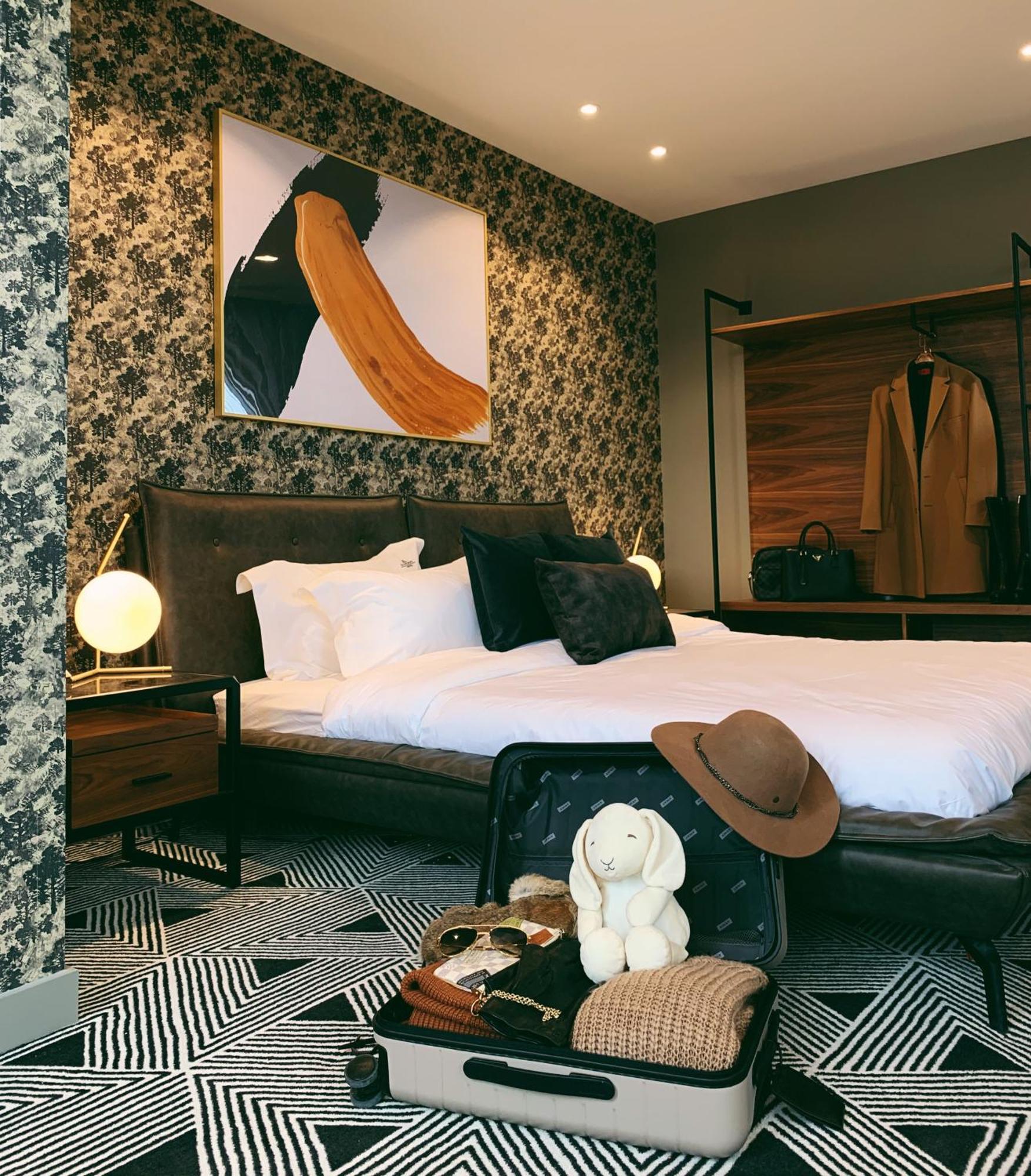 Hotel St.Thomas モントリオール エクステリア 写真